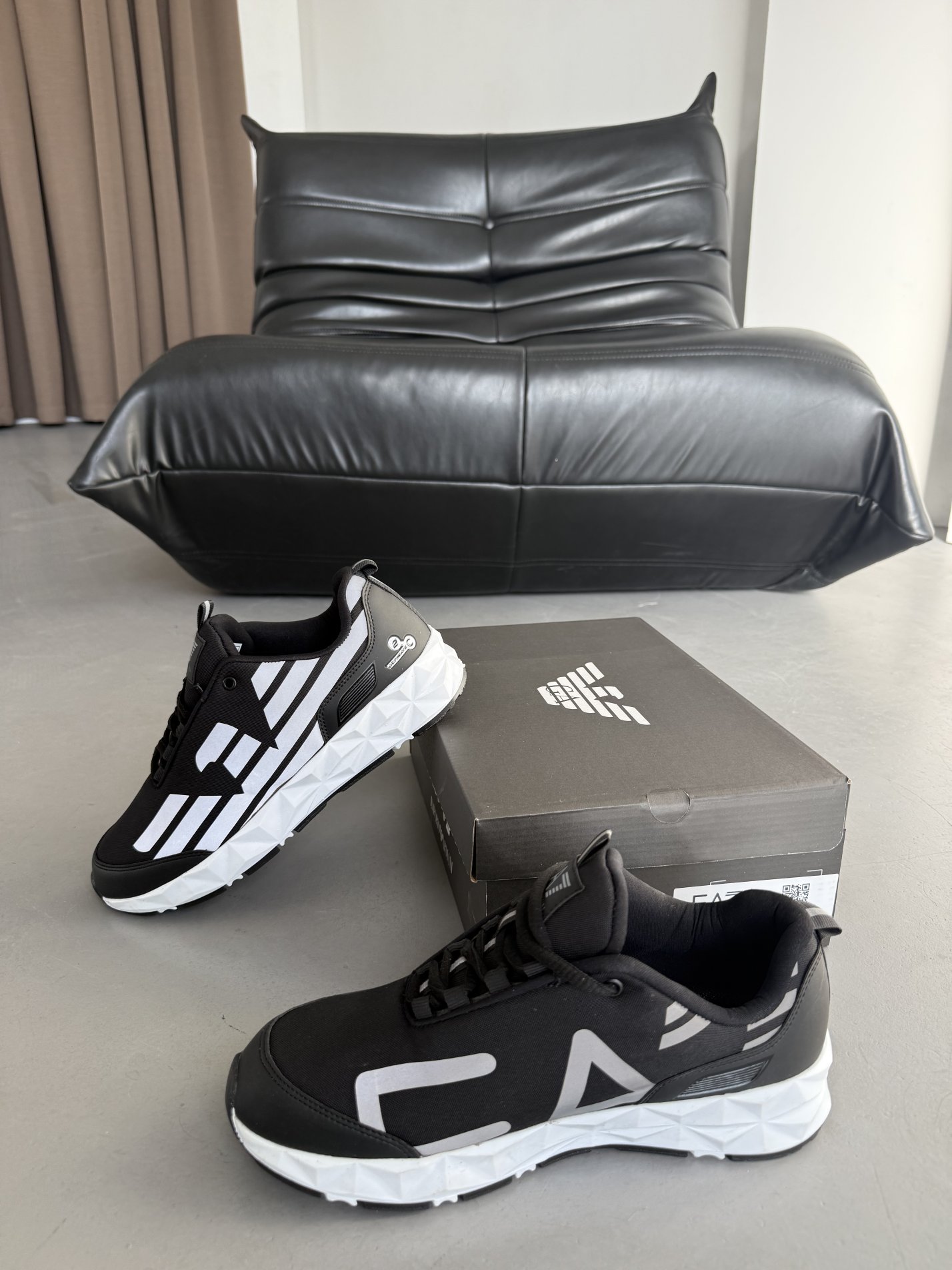 Reflektörlü EA7 Siyah